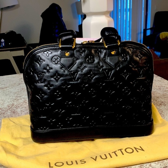 Rare Piece Double Jeu Néo-Alma bag from Louis Vuitton is unique and trendy - Picture 13 of 14
